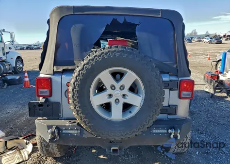 2014 Jeep Wrangler Unlimited Sport из США, поврежденный, VIN 1C4BJWDGXEL304412